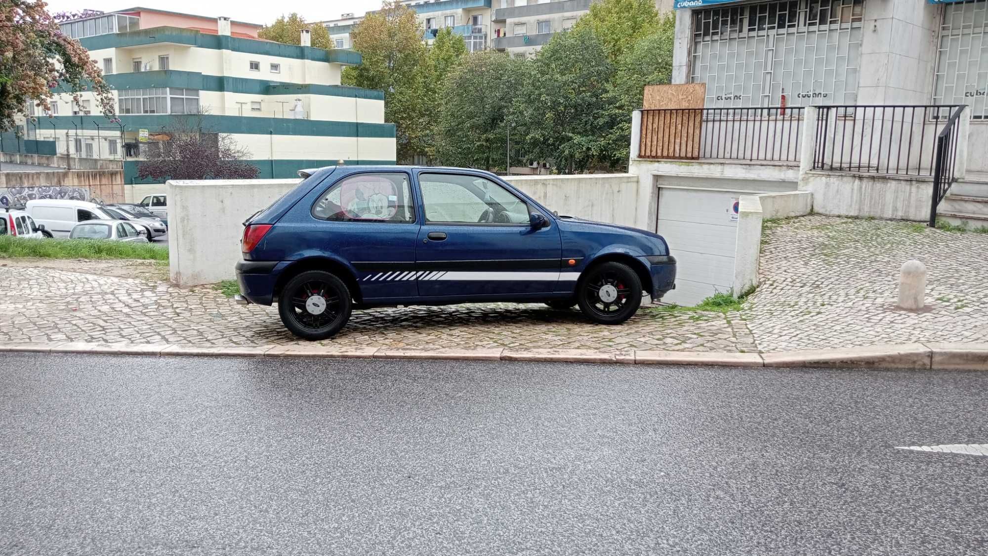 Ford Fiesta 2000