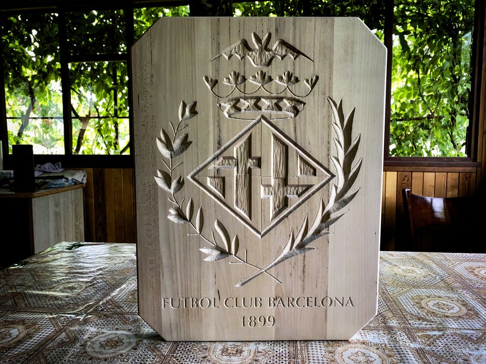 Herb z drewna FC Barcelona z 1899r.