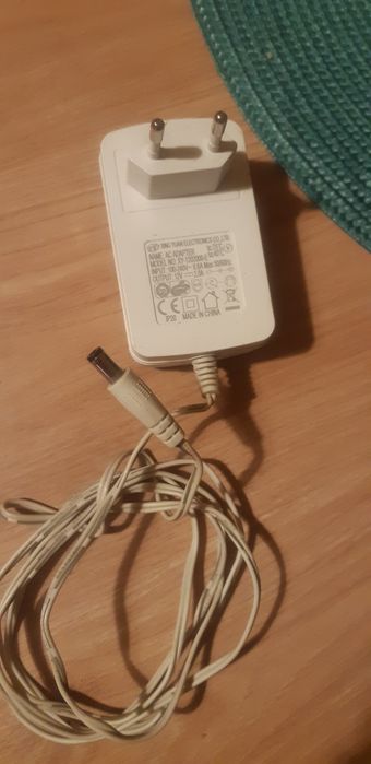 Sprzedam zasilacz