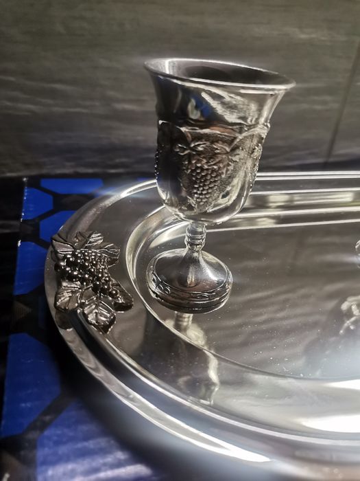 Набори чарок на підносі.Набор рюмок на подносе.Класика 6шт.