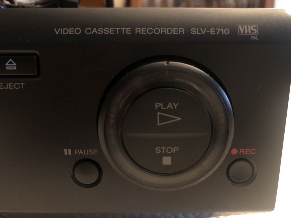 Sony leitor/gravador de cassetes VHS, SLV-E710NP