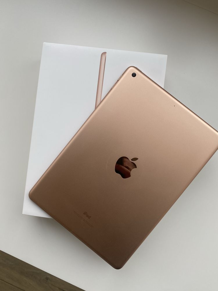 iPad ( 6 th Generation )