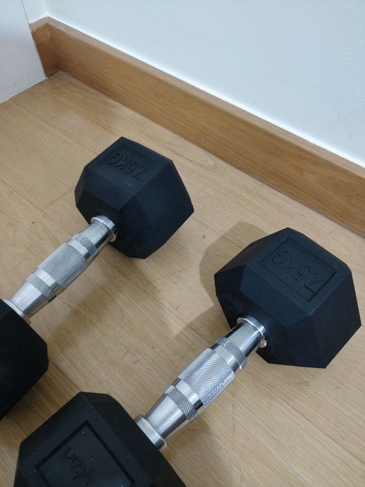 Halteres/Pesos 7.5kg Hexagonal NOVO