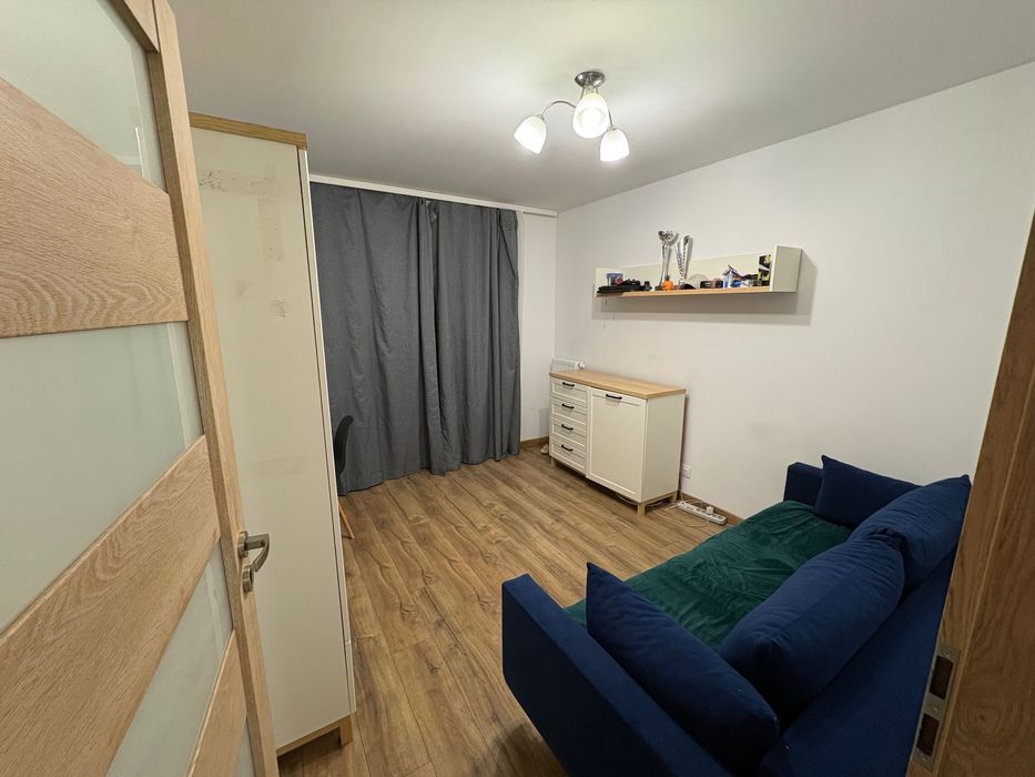 Pokój do wynajęcia od 1 listopada.