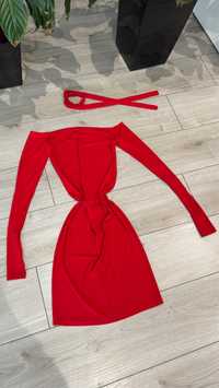 Czerwona sukienka z chokerem hiszpanka S