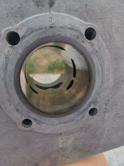 Cylinder z tłokiem MZ etz 250