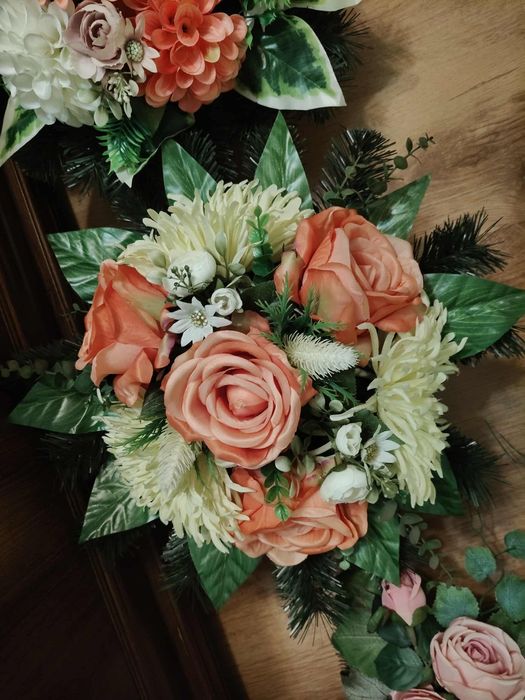 Wiązanki i komplety nagrobne