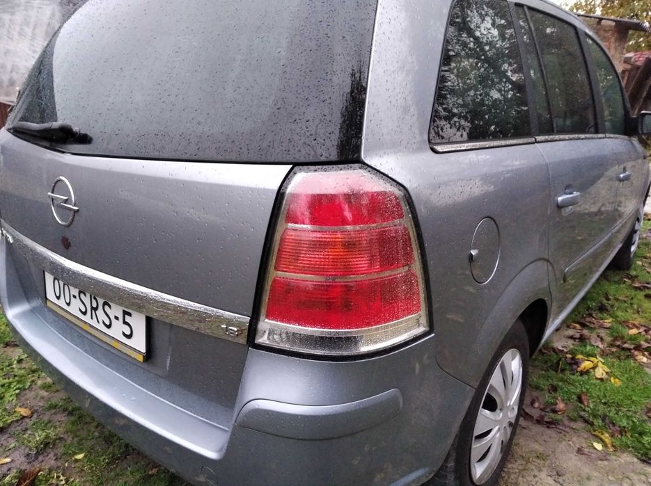 Зафіра . 1.8 . бензин .  2006 р . Нідерланди