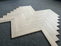 Podłoga Drewniana Jodełka Dąb Natur, 15x90x450mm,4faza, Olej UV BIAŁY