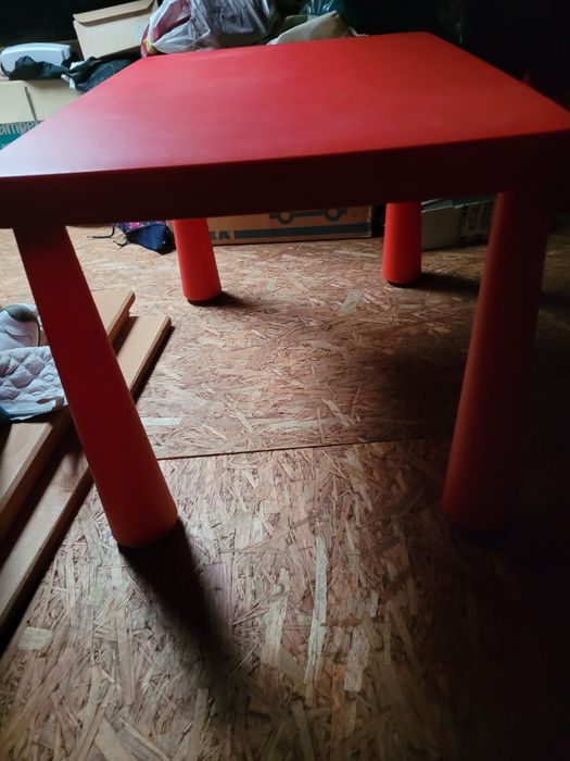 IKEA  Stolik ,Krzesełko ,2 Stołeczki SERII  MAMMUT ,Używane.