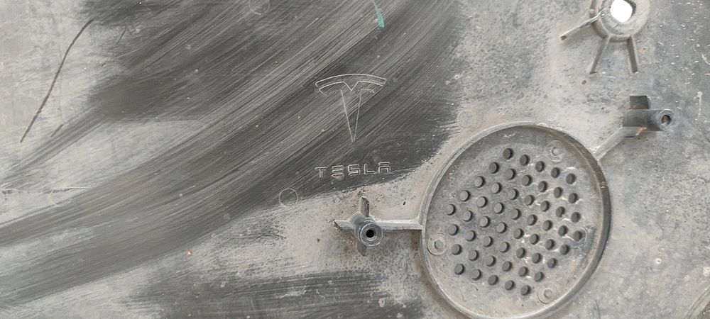 Płyta Osłona Pod Zderzak Tesla 3