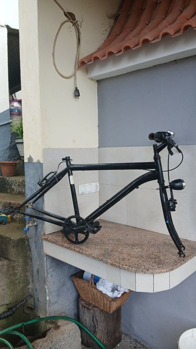Quadro de bicicleta para peças