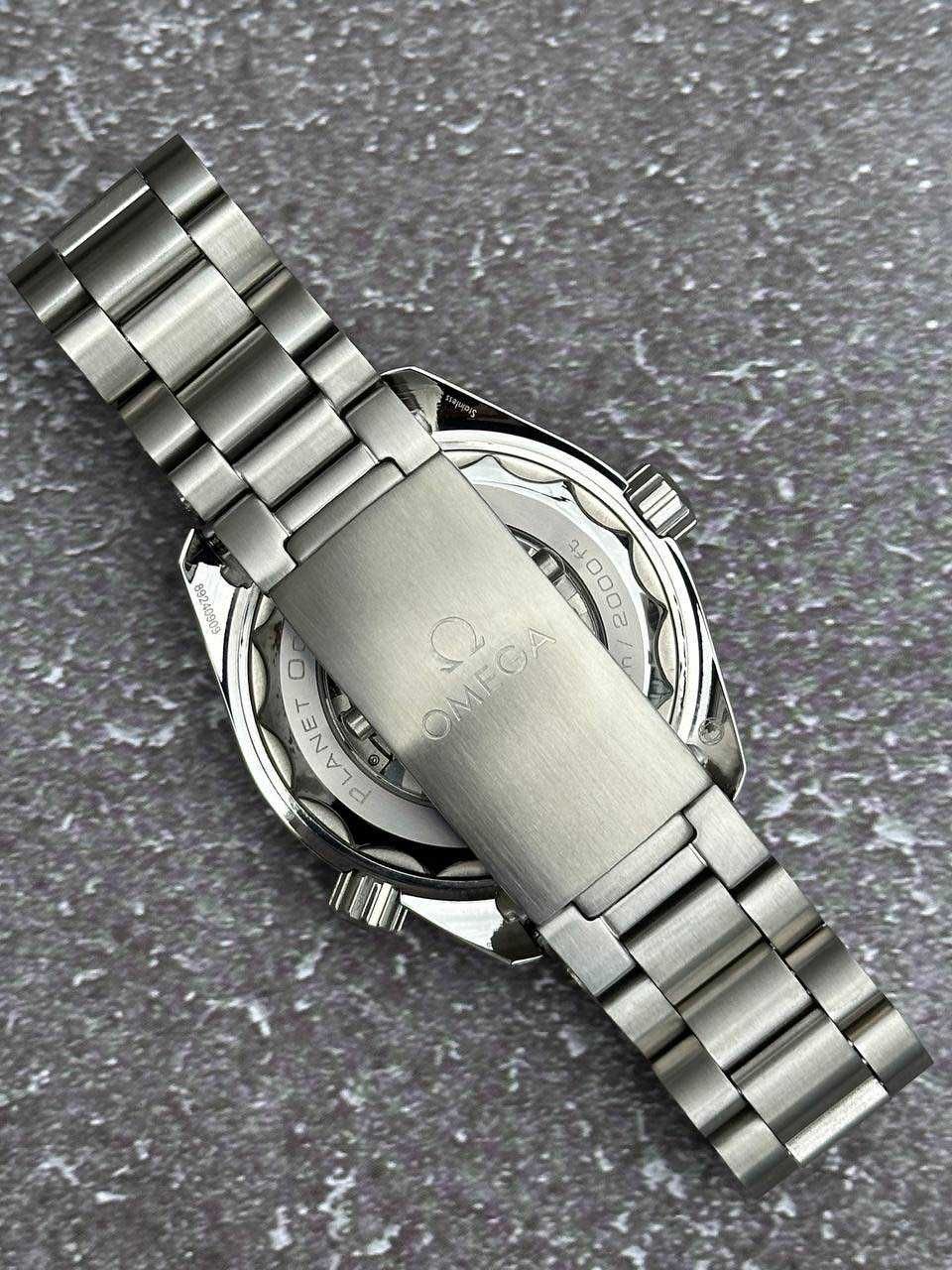 Швейцарские часы Omega Seamaster Professional 007 Black