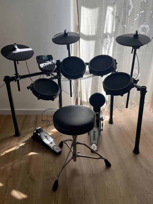 Bateria elétrica Alesis Nitro Drum Mesh Kit