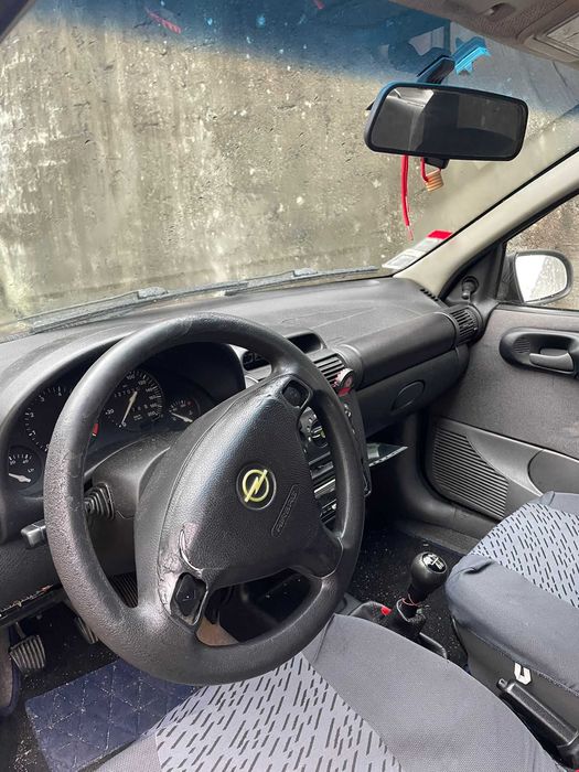 Opel corsa b 1999