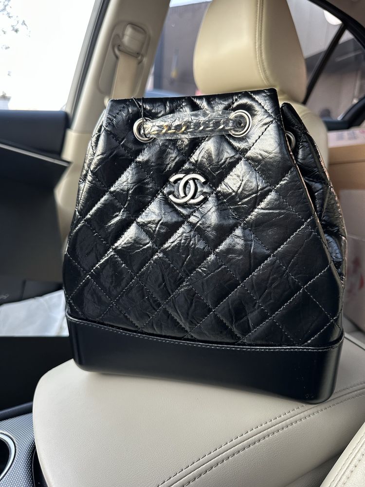 Женский кожаный рюкзак шанель chanel