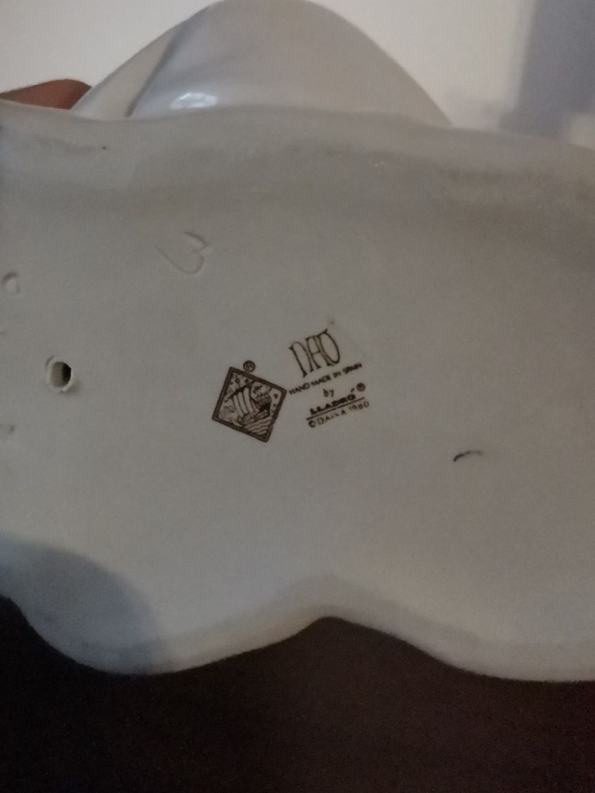 Nao porcelana figurka bardzo duża