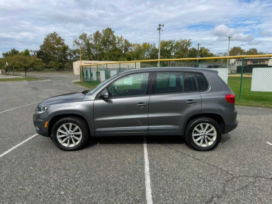Volkswagen Tiguan SE 4Motion      2014