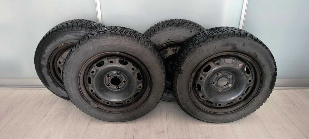 4x opony zimowe 175/65 R14 Stalowe felgi 14" 5x100 Dębica Dayton