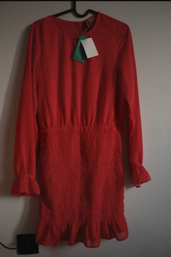 Sukienka czerwona h&m 38