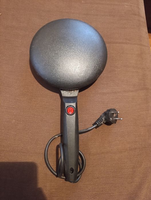 Сковоротка для блинчиків електро