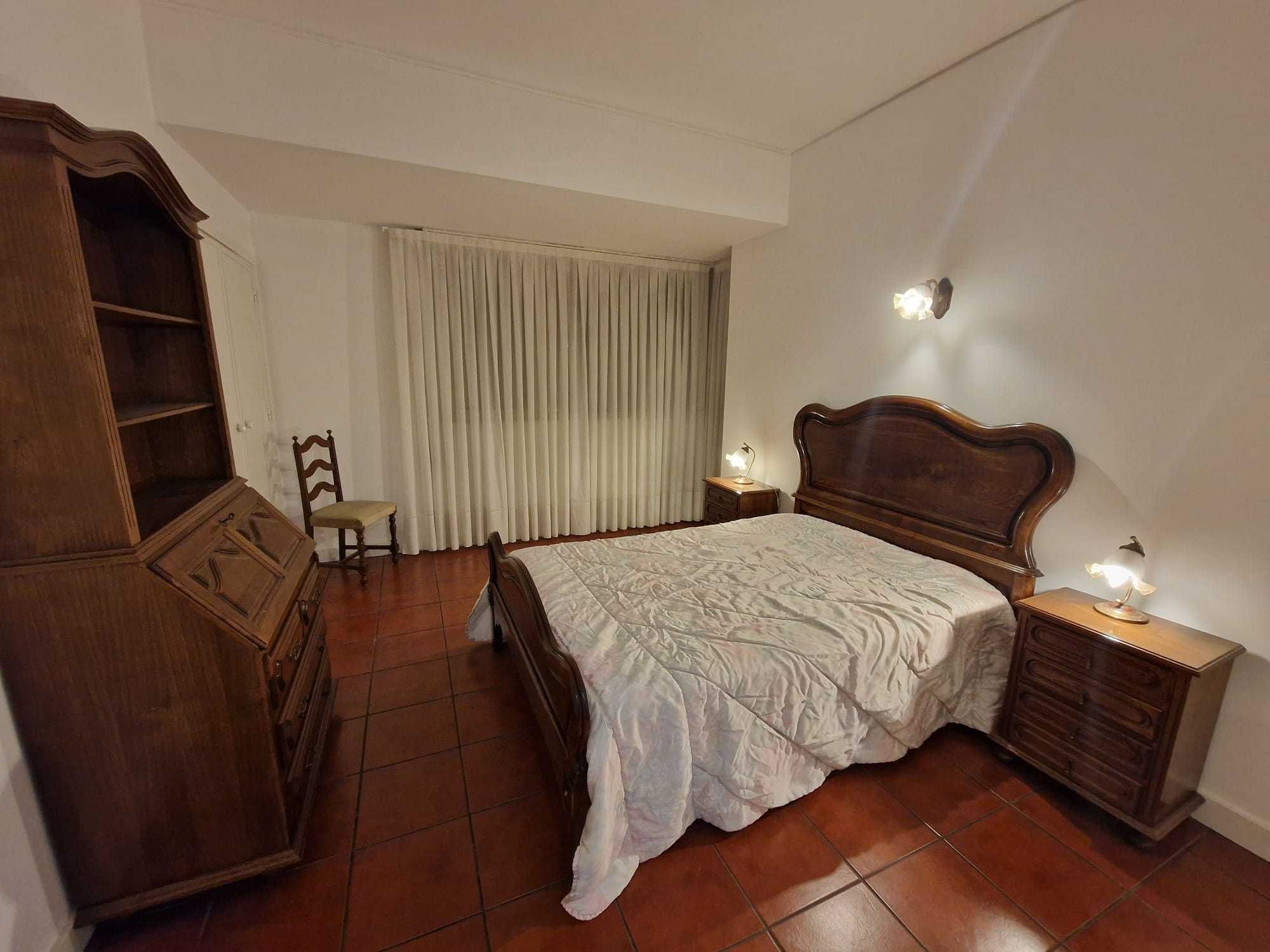 Arrendo Apartamento com vista para o mar, mobilado. Póvoa de Varzim