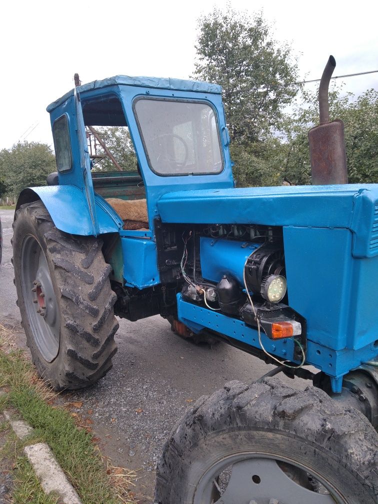 Трактор лтз Т-40АМ