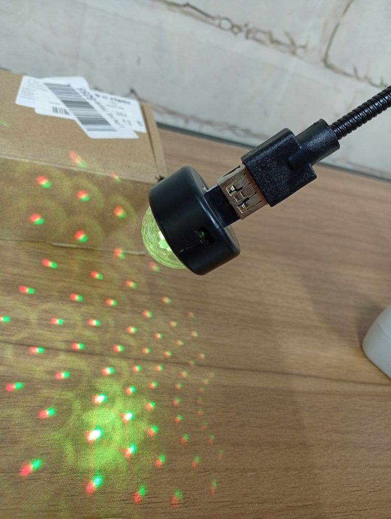 Lampa projektor USB