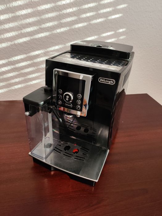 Кавомашина в Кожен Дім ® DeLonghi  Cappuccino