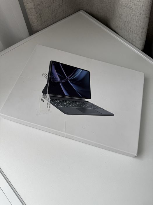 Клавіатура на ipad 10,9-11