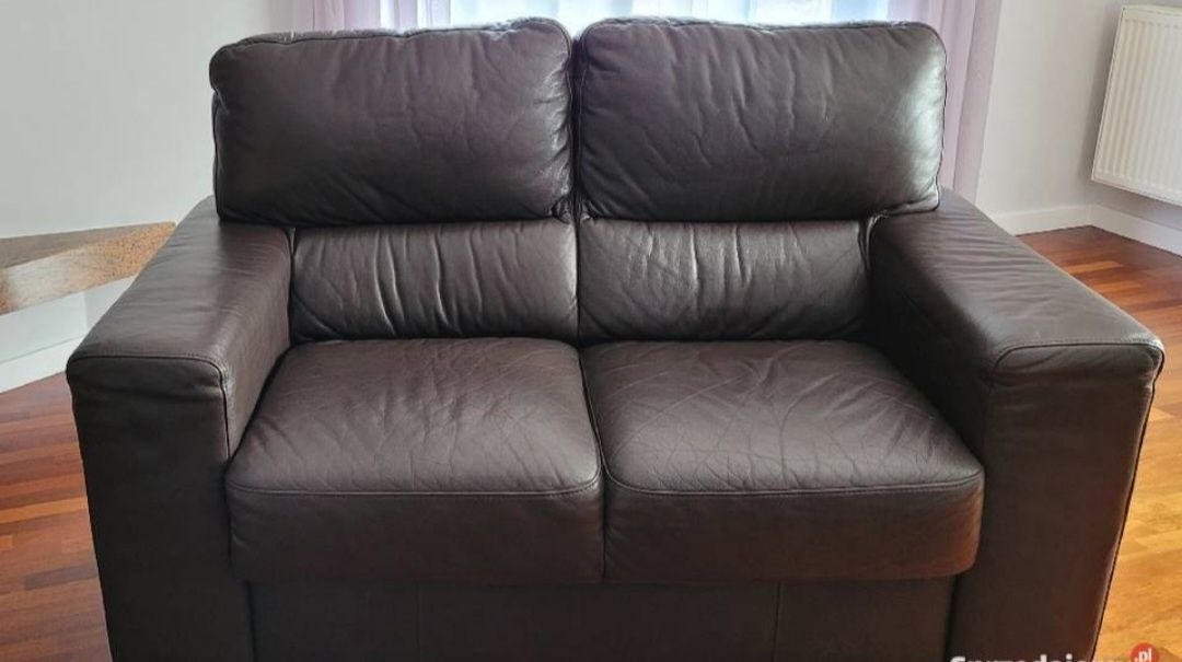 Skorzana sofa 2- osobowa nierozkladana stan idealny