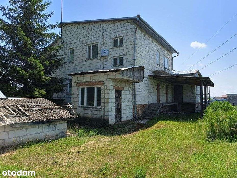 Nieruchomość z budynkiem usługowo-mieszkalnym