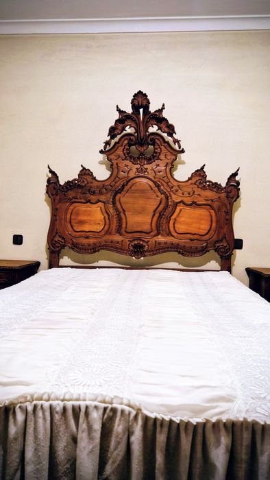 Mobília de Quarto - Cama de casal
