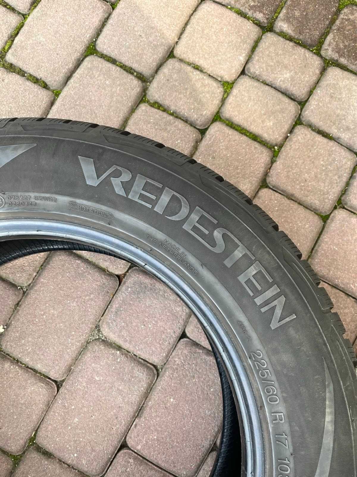 Opony Vredestein Wintrac Xtreme S  225/60/17 103H  2x7mm