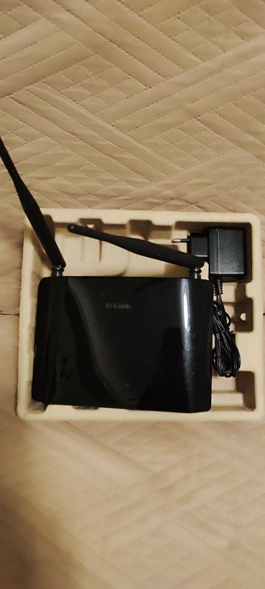 Маршрутизатор провідного інтернету D-link Wireless N300 router