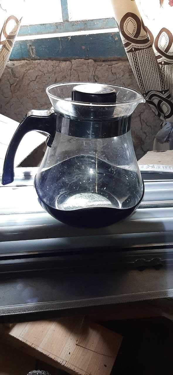 Чайник для заварювання пластиковий