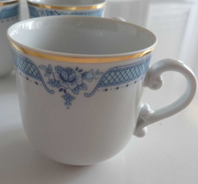 Serviço de Jantar, café e cha 70 peças