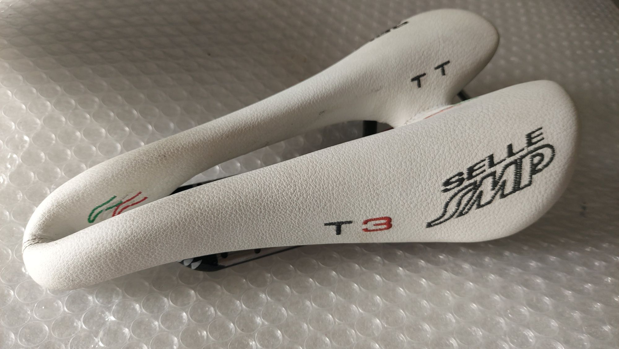 Selins  SMP Well   TT Selle Italia T3 novo é Prólogo Pas TT