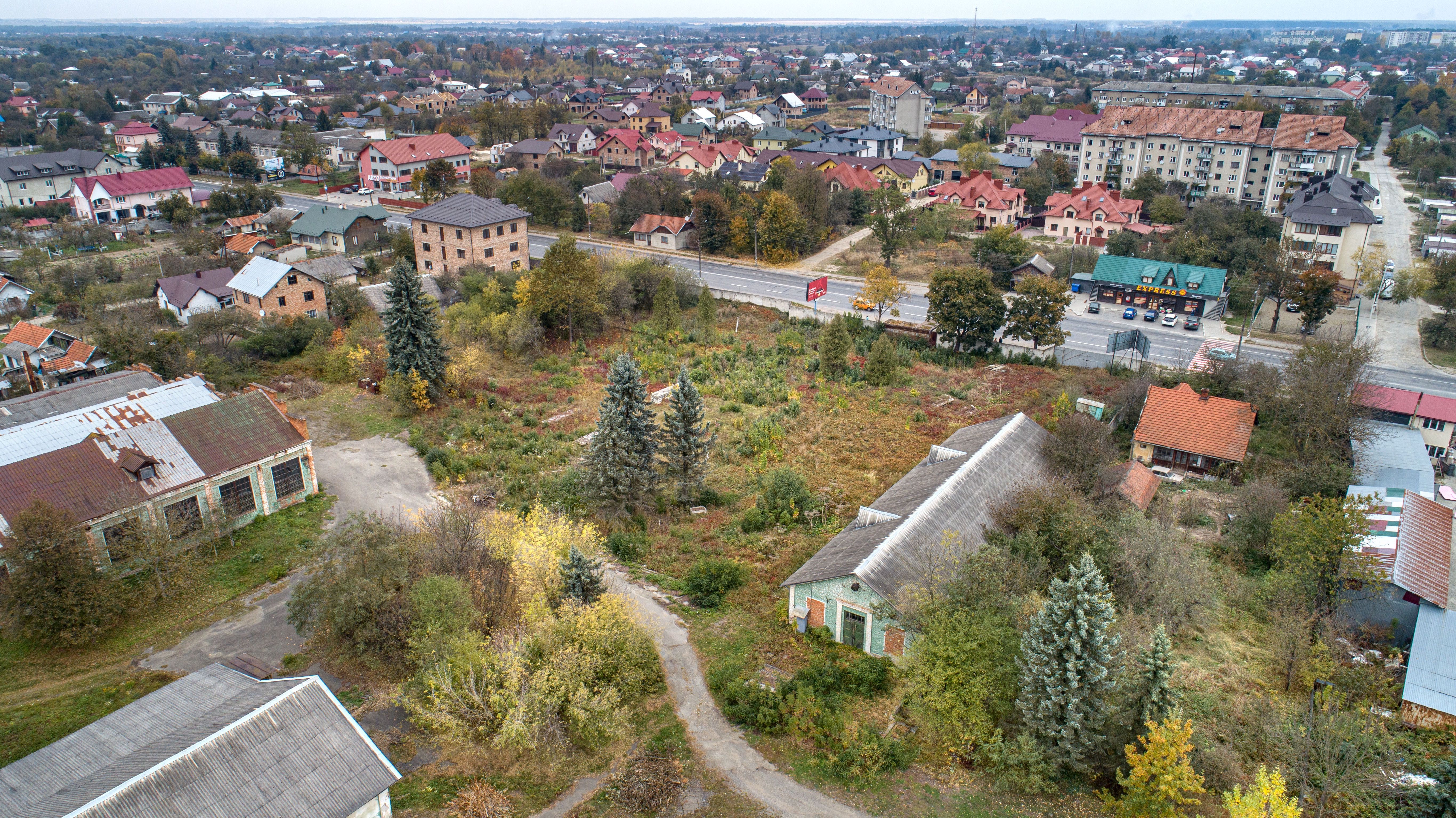 2-кімнатна квартира з доплатою обміняю на 3х кімнатну або особняк.