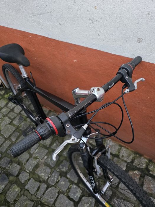 Bicicleta roda 26 em alumínio M