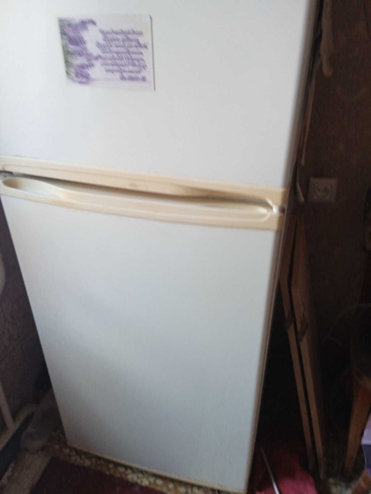 продам холодильник Дніпро на дачу