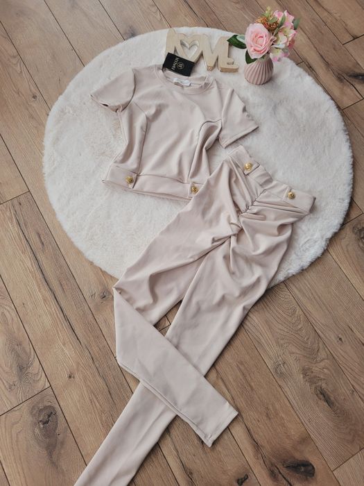 Komplet prążek beż Mtissu xs-s leginsy i  bluzka