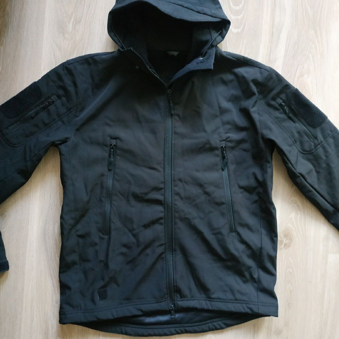 куртка тактическая Softshell black размер наш 48 (M), состояние идеаль