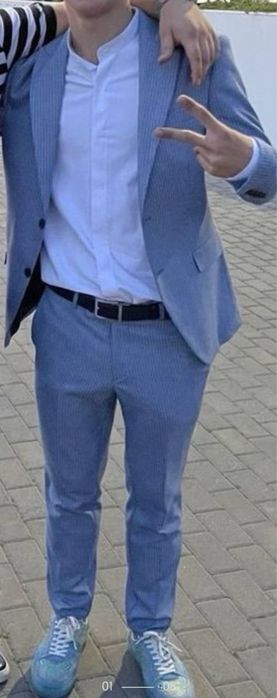 Продам космюм мужской, деловой, б/у