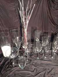 17 taças-jarras de vidro de 50 a 70 cm de altura
