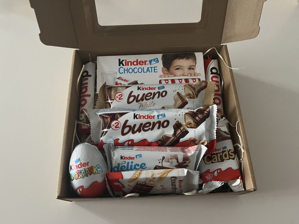 Słodka paczka kinder box pudelko prezet