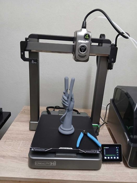Impressora 3D Creality Hi-Combo CFS + Filamentos ‒ Tudo Incluído!