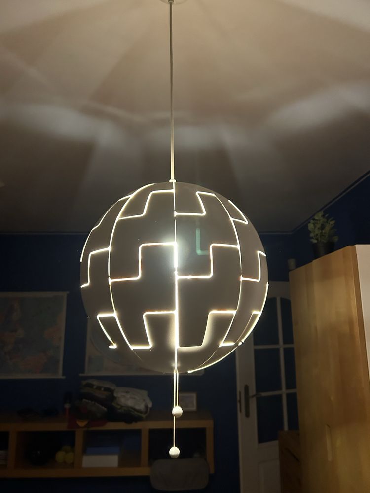Lampa IKEA PS 2014 pomarańczowa gwiazda śmierci