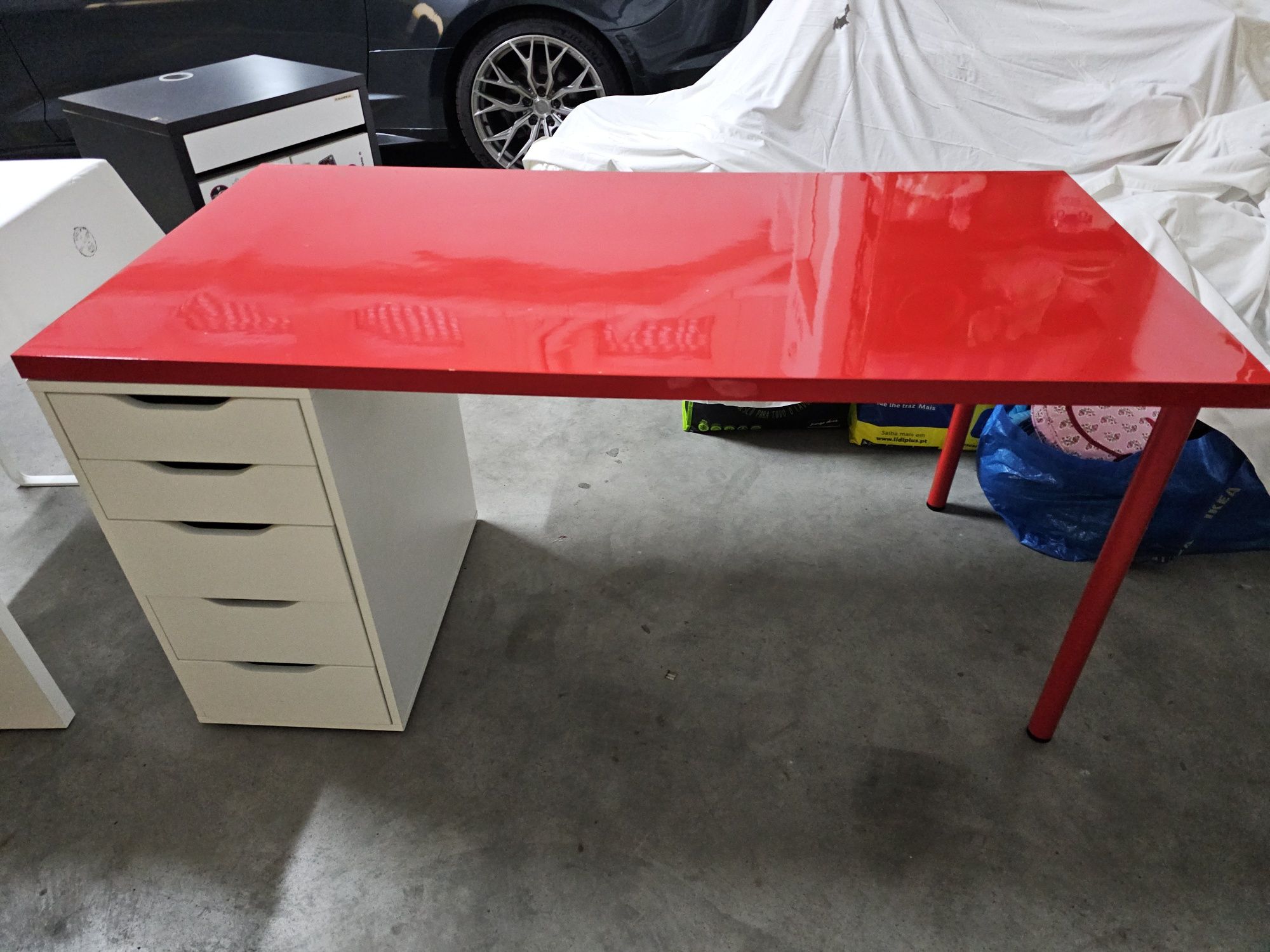 Mesa / Secretária
