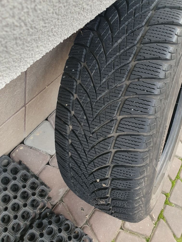 резина Goodyear UltraGrip Ice 2  205/55 R16 94T XL FP